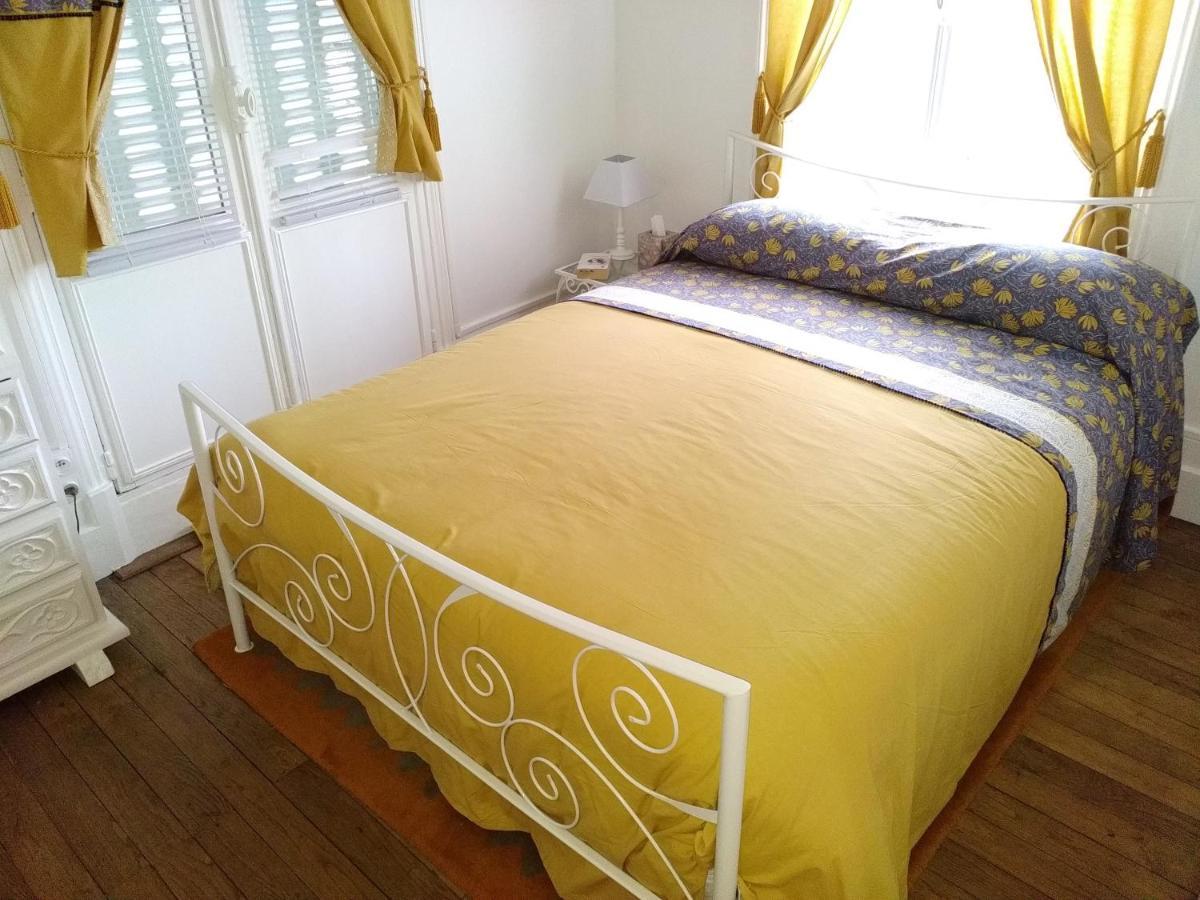 Les Riottes - Maison Victorienne Bed & Breakfast La Châtre Dış mekan fotoğraf